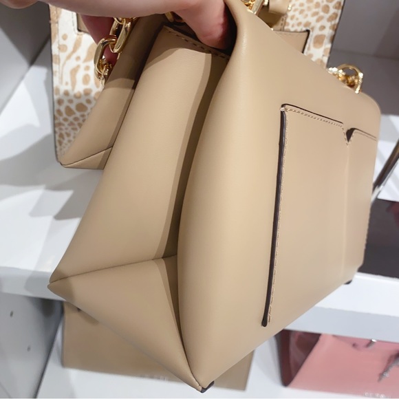 Michael Kors Cece Medium Shoulder Bag - Picture 3 of 7